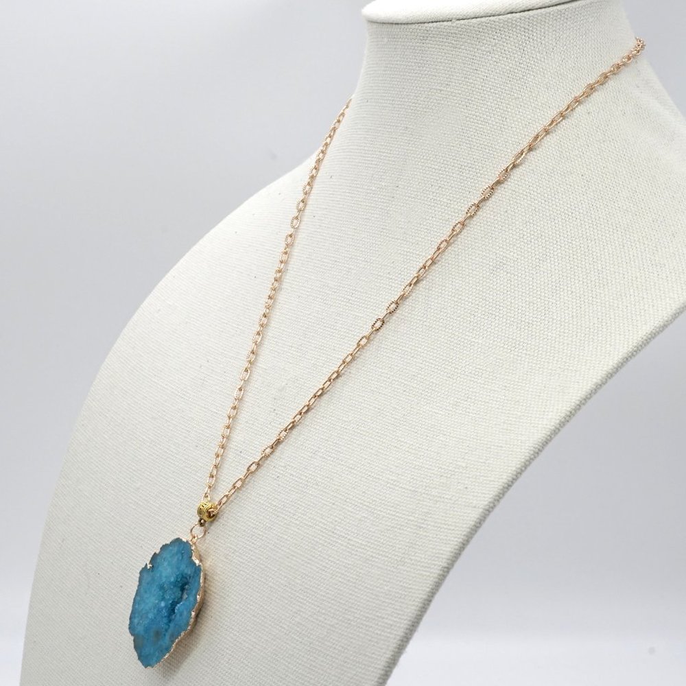 Necklace with genuine Quartz stone . - Picture 4 of 4
